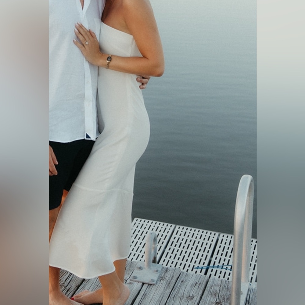 Aritzia Babaton satin maxi dress in light birch - Picture 2 of 4